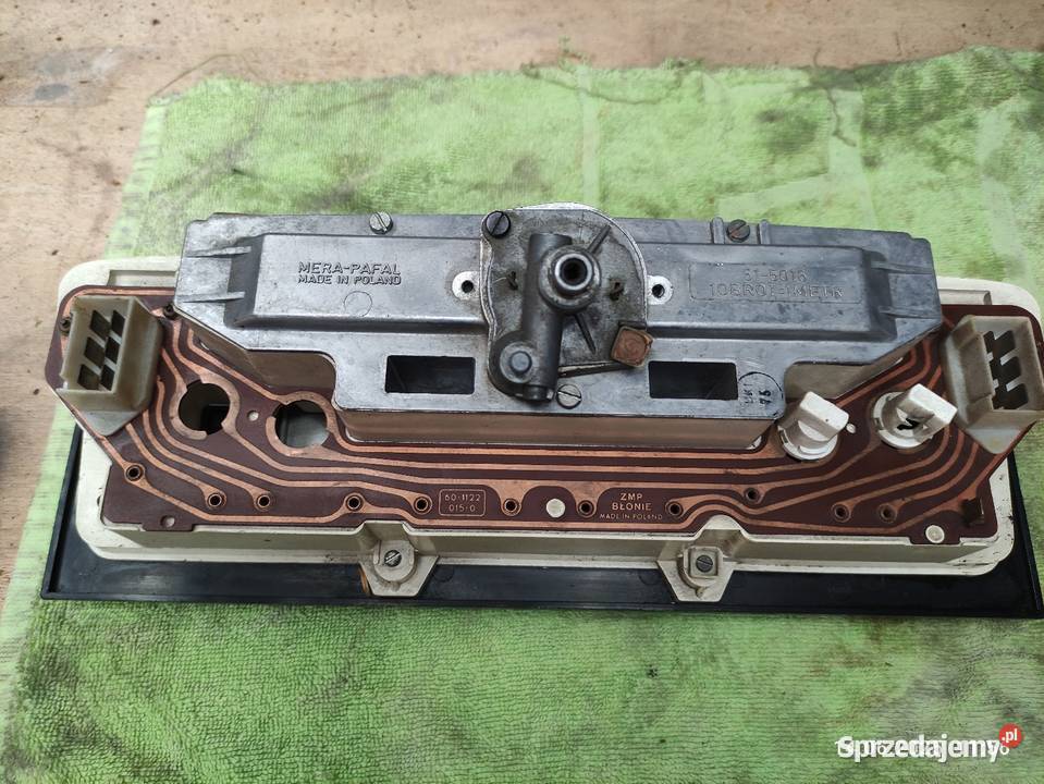 Lampa lewy przód VW Golf 3 Jarosław