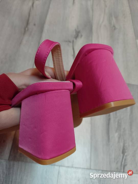 3940 Różowe czółenka wieczorowe z odkrytą piętą małopolskie Kraków