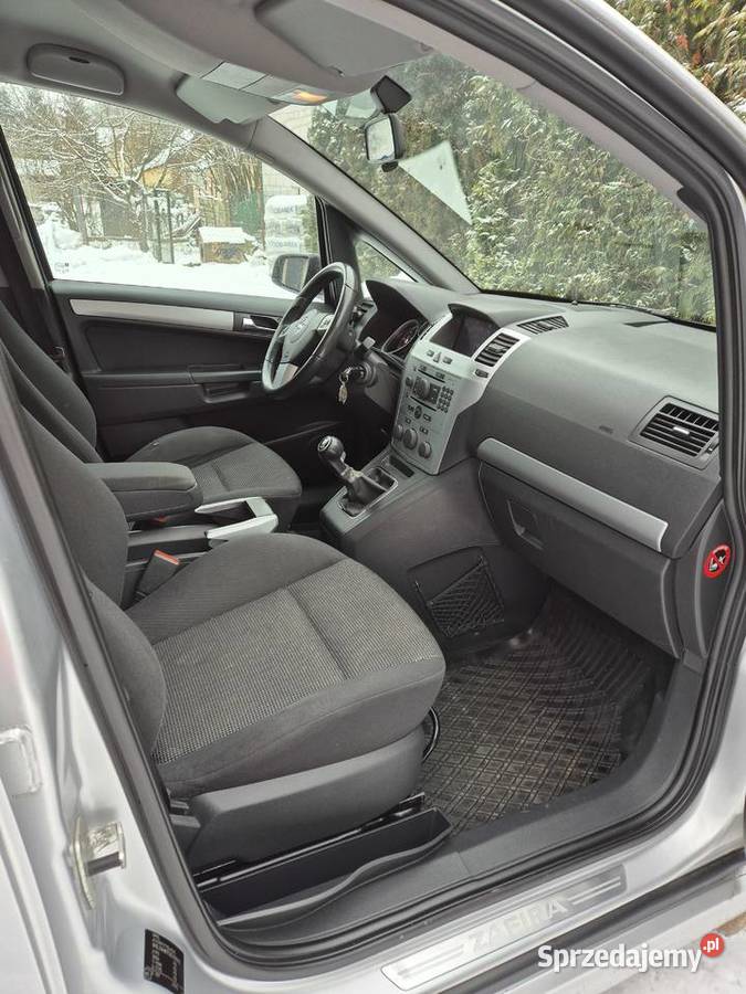 Opel Zafira B 17 CDTI nawigacja Wysokie