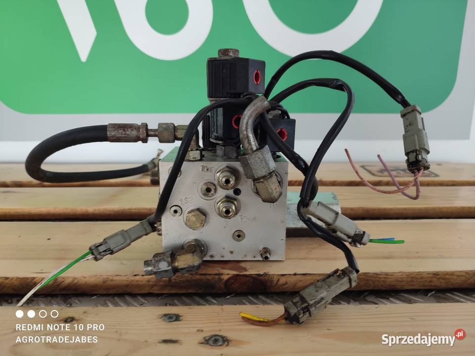 Rozdzielacz hydrauliczny Bucher 50721101 Komatsu Pozostałe Wilkowo