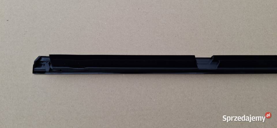 MERCEDES GLC X253 W253 LISTWA ZGARNIAJĄCA DRZWI osobowe Kargowa sprzedam