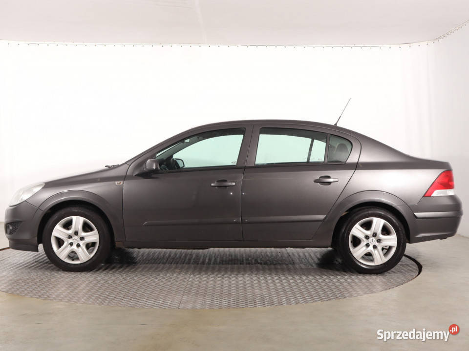 Opel Astra 16 16V 4/5 śląskie