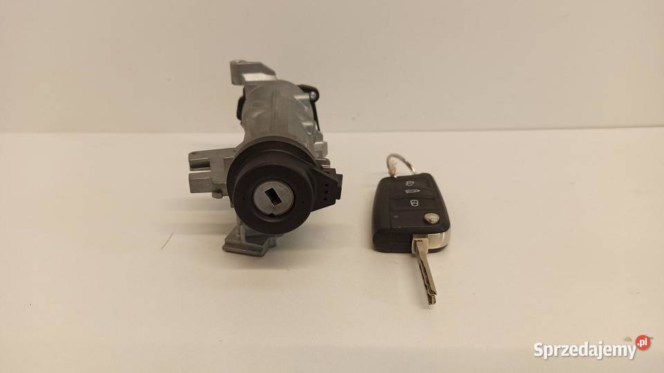 AUDI A1 82A STACYJKA KLUCZYK WKŁADKA 82A837220