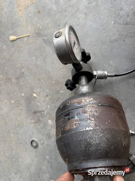 Zakówanie węży hydraulicznych Kamińskie