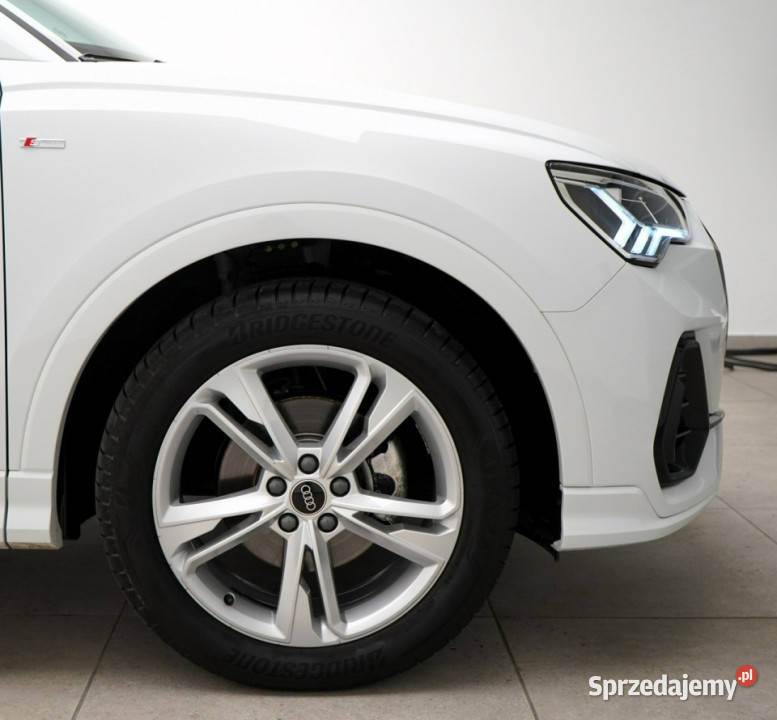 Audi Q3 Sportback 35TFSI 150 MANUAL Sline Kamera 4/5 Kielce