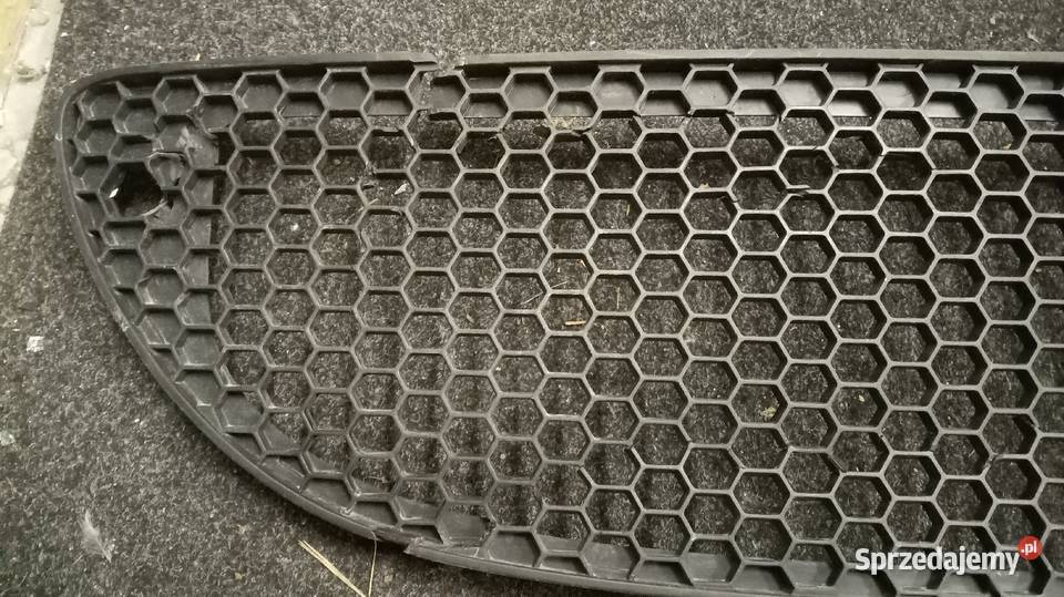 Atrapa środkowa Seat Altea 20042009