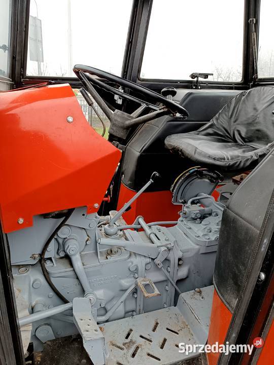 Sprzedam ciągnik MasseyFerguson 255 Ursus Skrzynia biegów Manualna Milejów