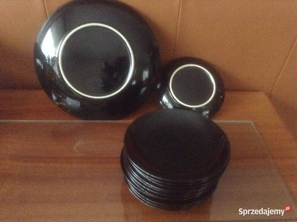 Garnitur porcelanowych talerzyków deserowych