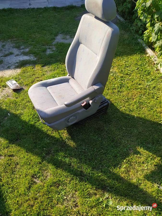 Fotel volkswagen T5 2003 dostawcze Części samochodowe świętokrzyskie Sandomierz