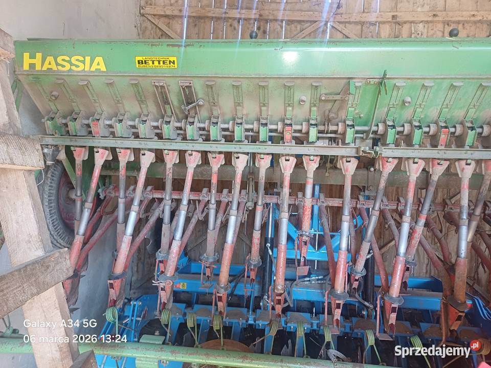 Siewnik hassia du100 3m sciezki Siewniki i sadzarki mazowieckie sprzedam