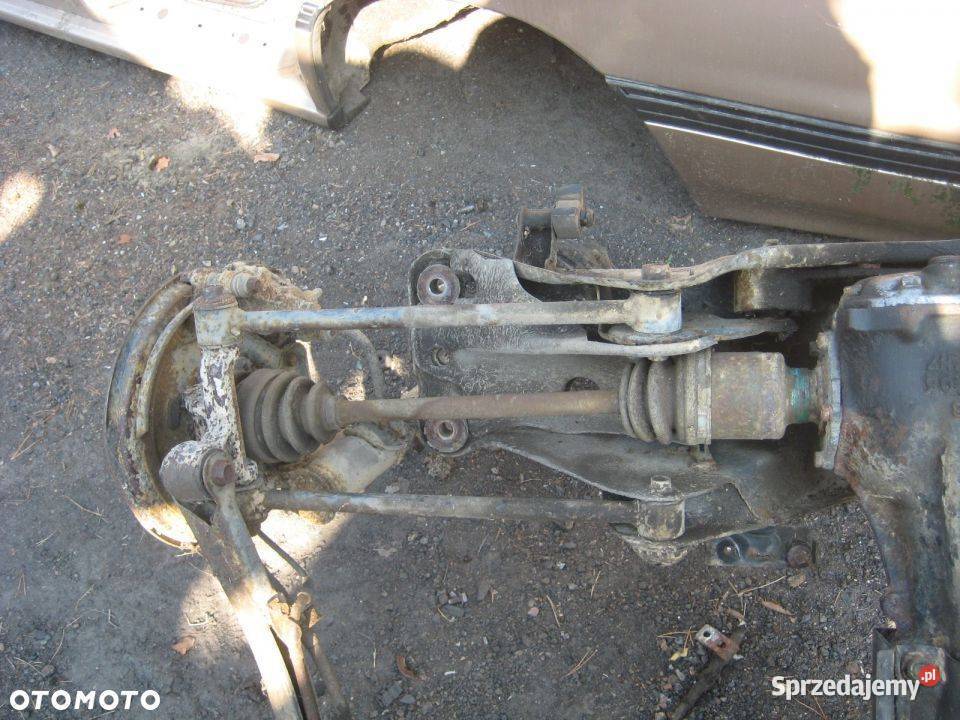 SUBARU LEGACY SEDAN 8994R WAHACZ TYŁ LEWY Rakoniewice sprzedam