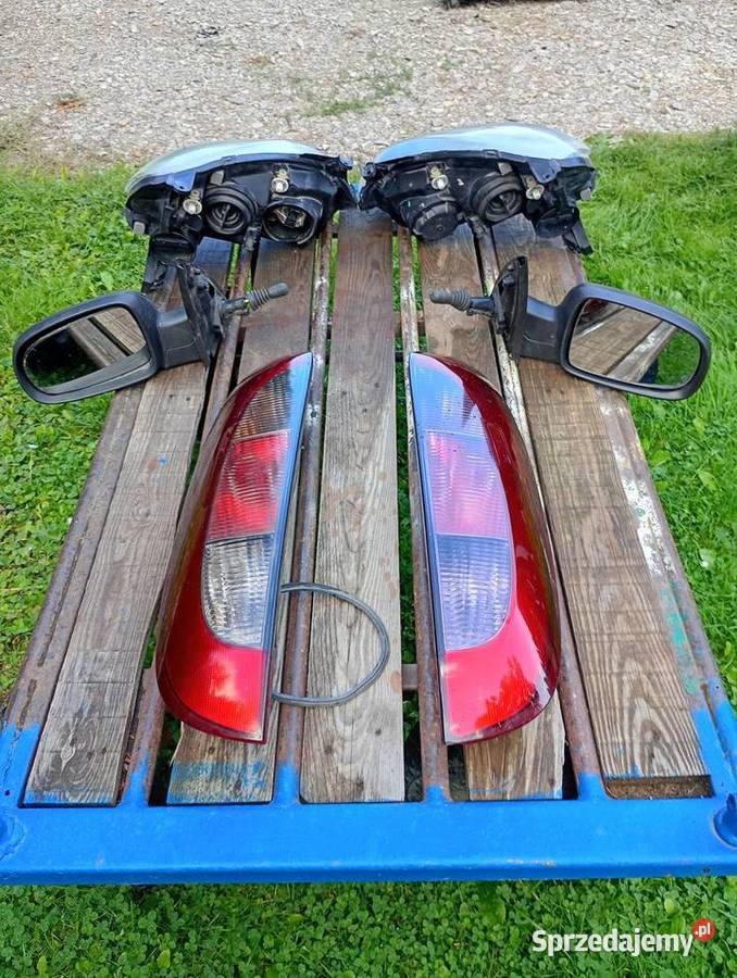 Opel Corsa C lampy tył Valeo Kielce