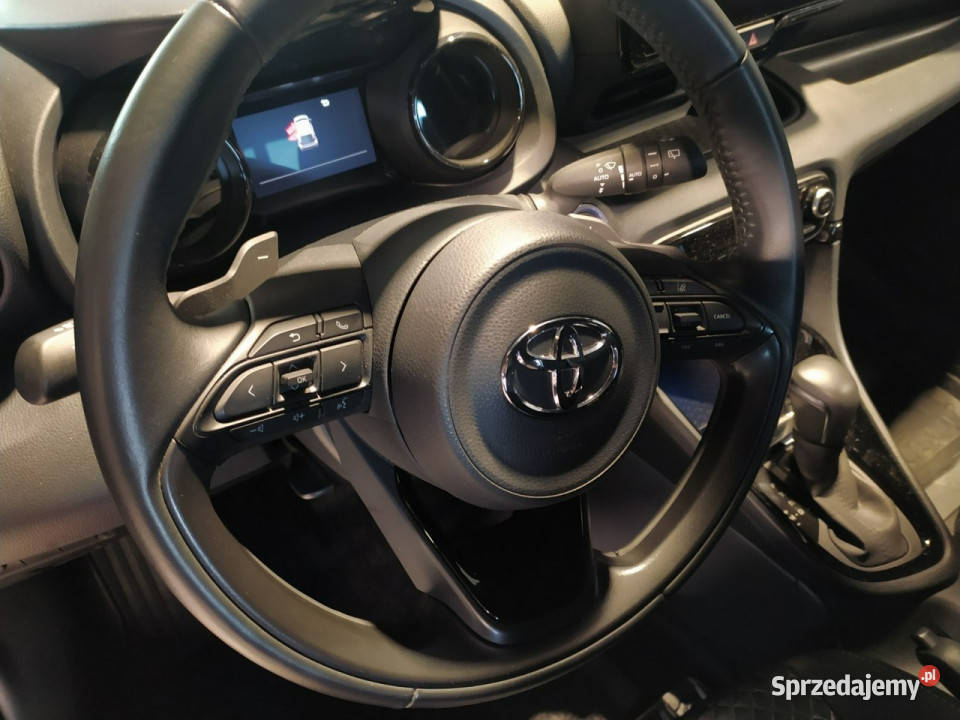 Toyota Yaris 15 125 Style CVT Pierwszy Hatchback Łódź