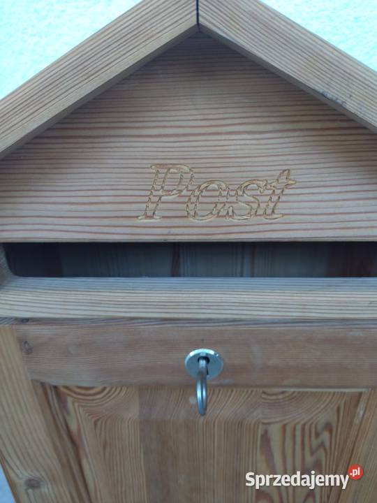 Skrzynka na listy drewniana zamykana na klucz