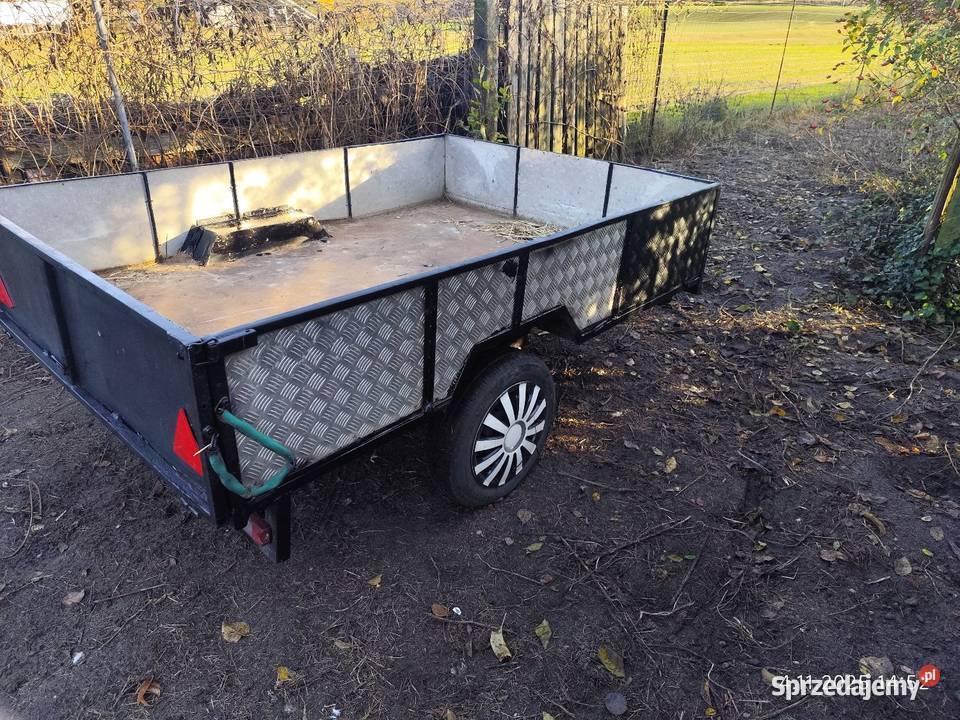 Przyczepka lekka 750dmc na amortyzatorach Rok produkcji 2005 Staniszcze Wielkie