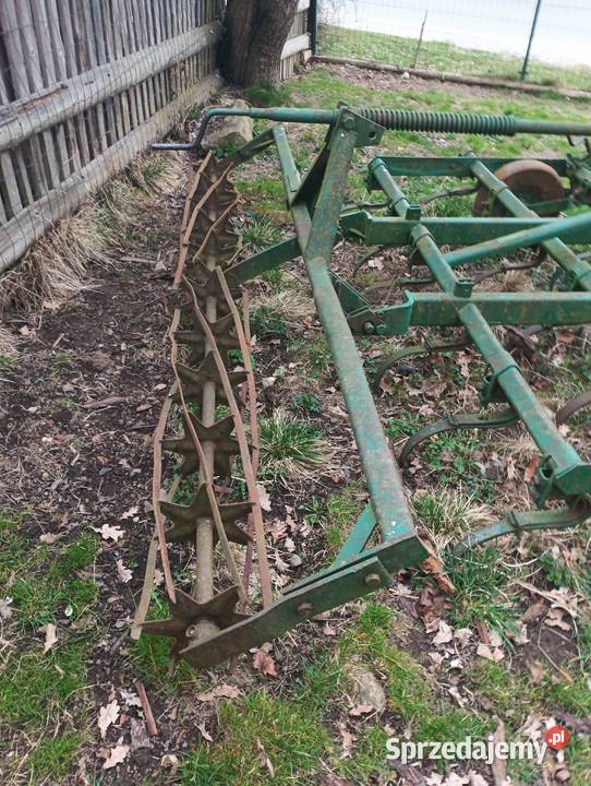 Kultywator z wałkiem agregat