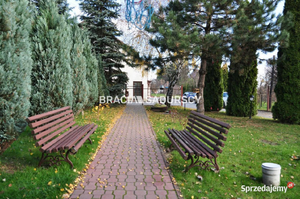 sprzedaży lokalu Zielonki