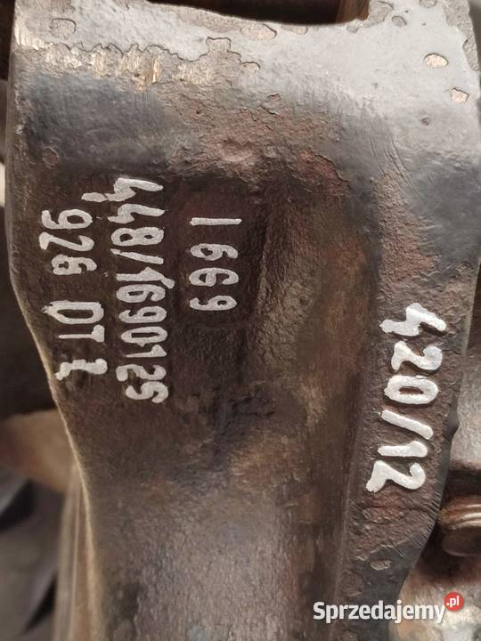 Zwolnica Zwrotnica Półoś 45010203P JCB 53595 Wilkowo sprzedam