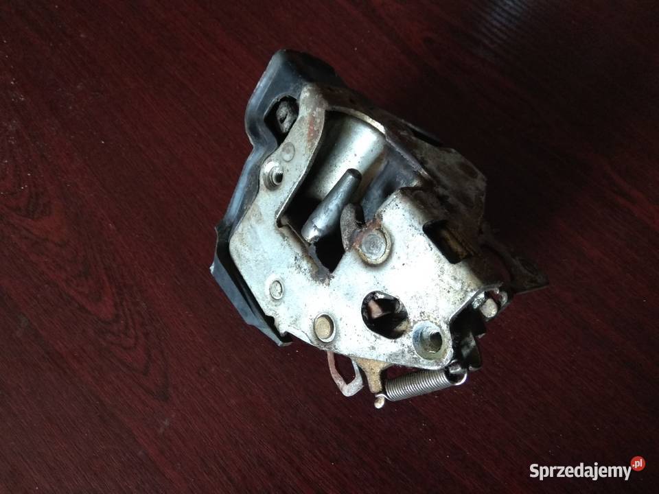 Mercedes 123 zamek lewy tył 1921 Stalowa Wola