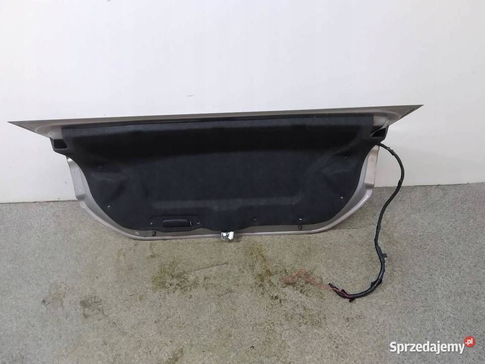 KLAPA TYŁ SEDAN LIFT E16 E17 E18 Toyota Corolla osobowe Klapy bagażnika