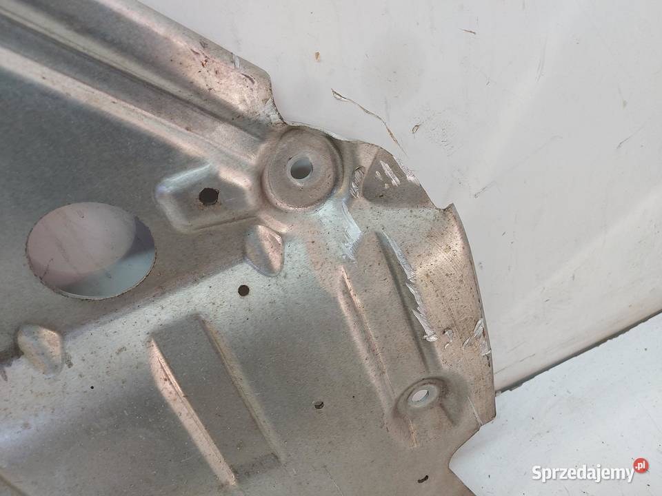 BMW G23 M440i Cabrio Osłona silnika podwozia