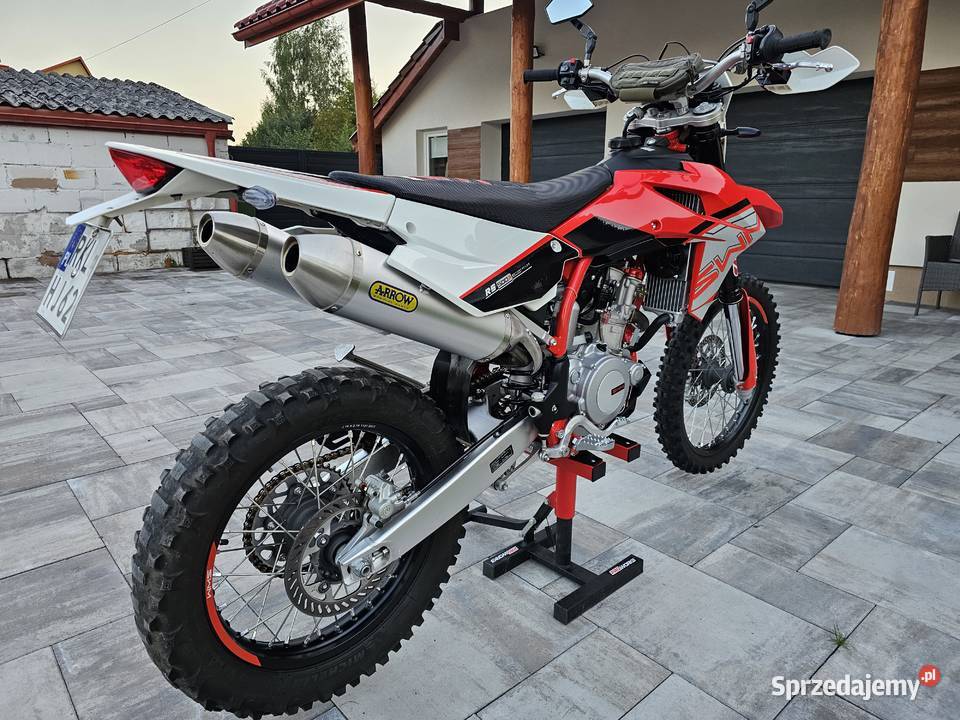 SWM RS 500 R 300 KTM VOGE KOVE HUSQVARNA