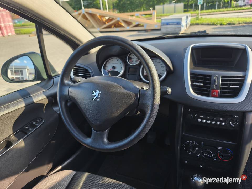 Peugeot 207 14