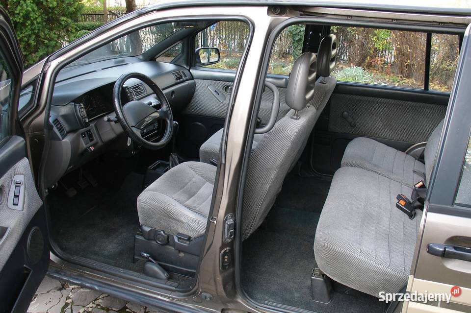 Nissan Prairie PRO M11 1992 silnik CA20S żółte Kielce