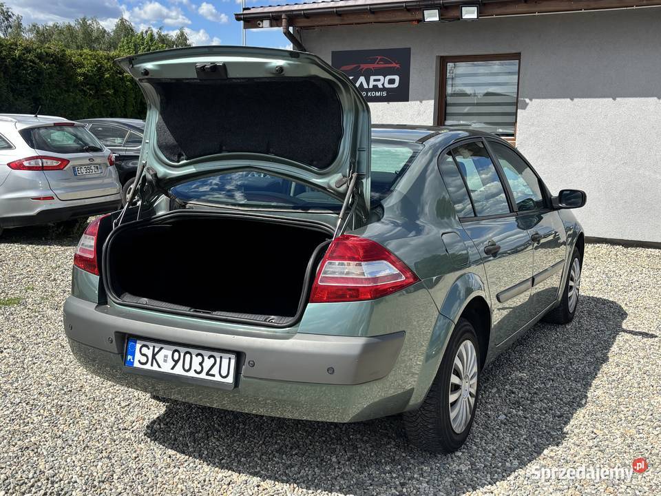 Renault Megane Paniówki