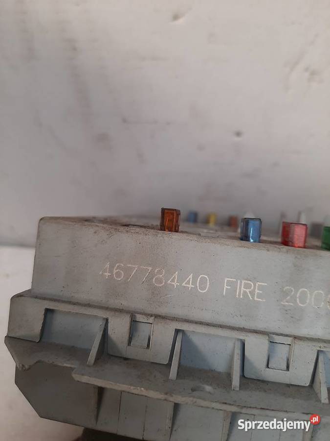 Fiat Punto skrzynka bezpieczników 46778440 Ksawerów