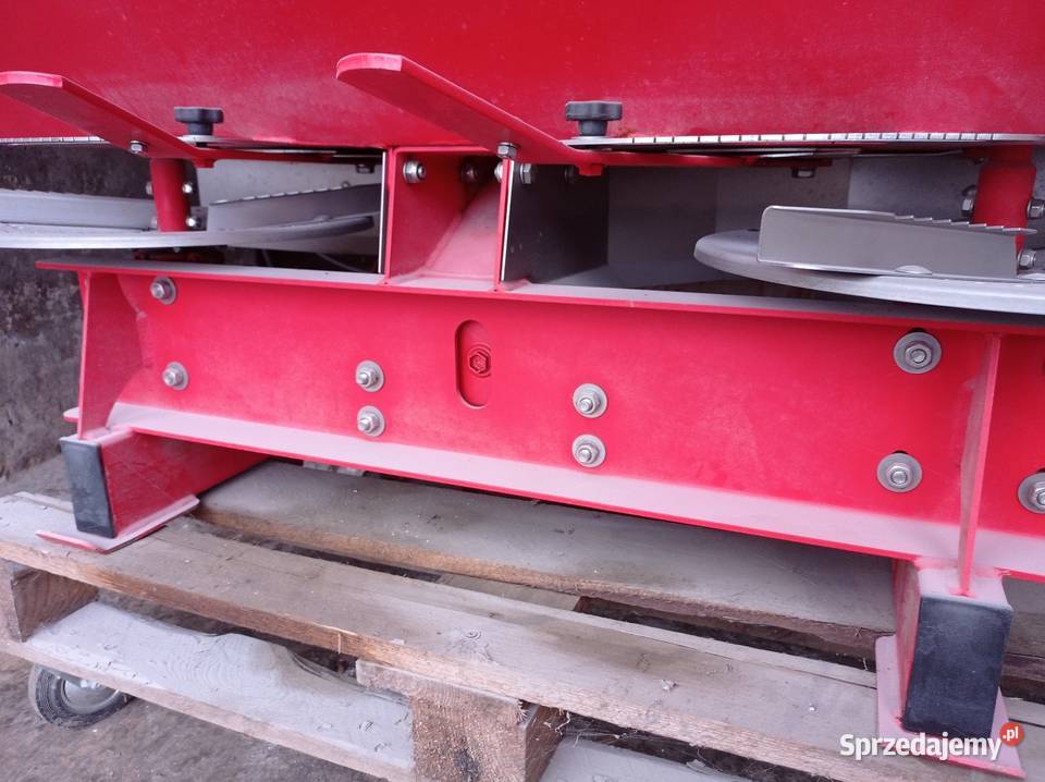 Rozsiewacz nawozów Woprol junior 800 siew Urzędów