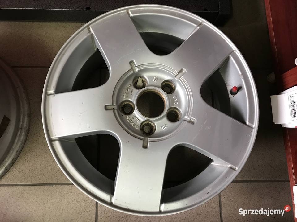 Felgi 15 5x100 ET38 VW Bora Golf IV Koła i felgi