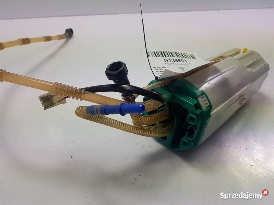 POMPKA PALIWOWA A8 D3 81115710