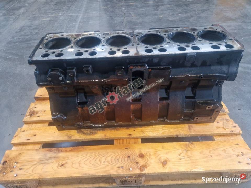 Blok silnika Massey Ferguson 6495 7250 7490 Silnik i osprzęt Byków