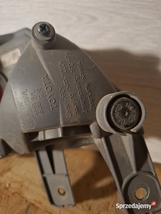 TOYOTA RAV4 IV LIFT LAMPA PRZECIWMGIELNA LEWA dolnośląskie Wrocław