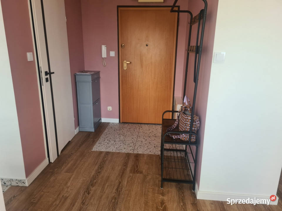 Wynajmię 33m2Praga Południemieszkanie z miejscem Rok budowy 2001