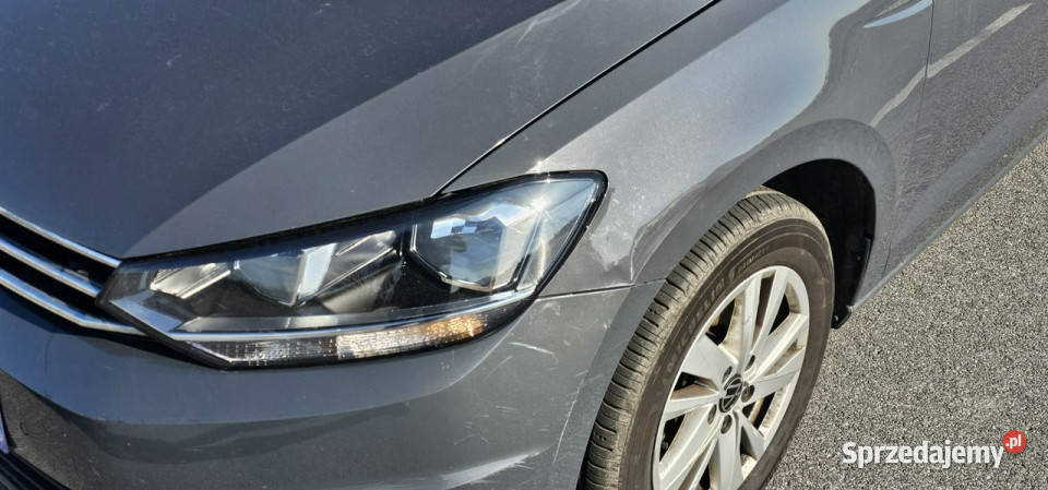 Volkswagen Touran Volkswagen Touran 15 TSI EVO 7 Pleszew