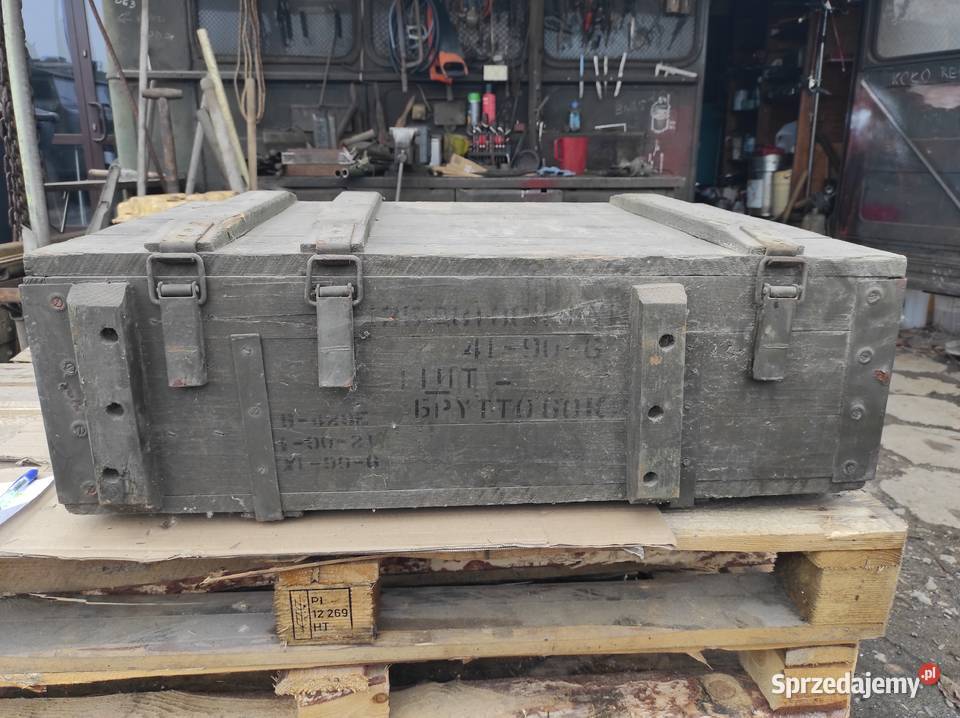 Skrzynia wojskowa na amunicje 125NBAD81 Ostrowiec Świętokrzyski