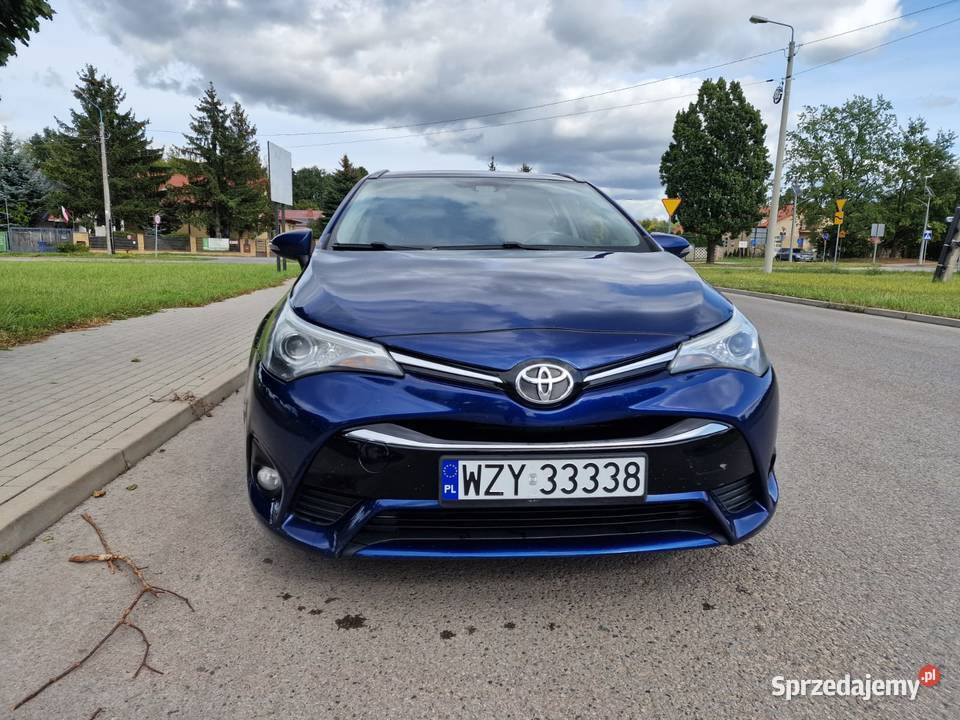 Toyota Avensis 20D4D 143 2015RPREMIUMNAVISALON garażowany mazowieckie Żyrardów sprzedam