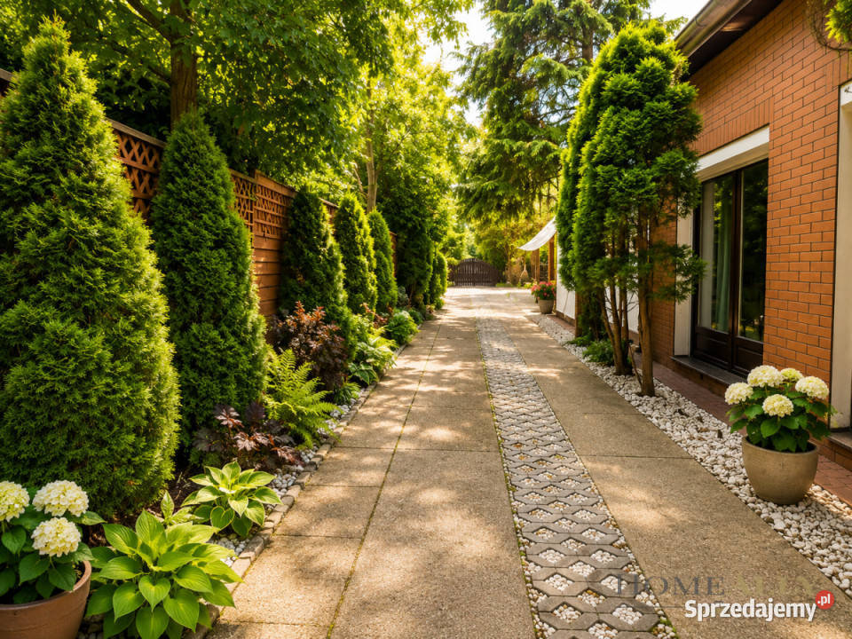 sprzedaży domu wolnostojącego 24597m2 Warszawa