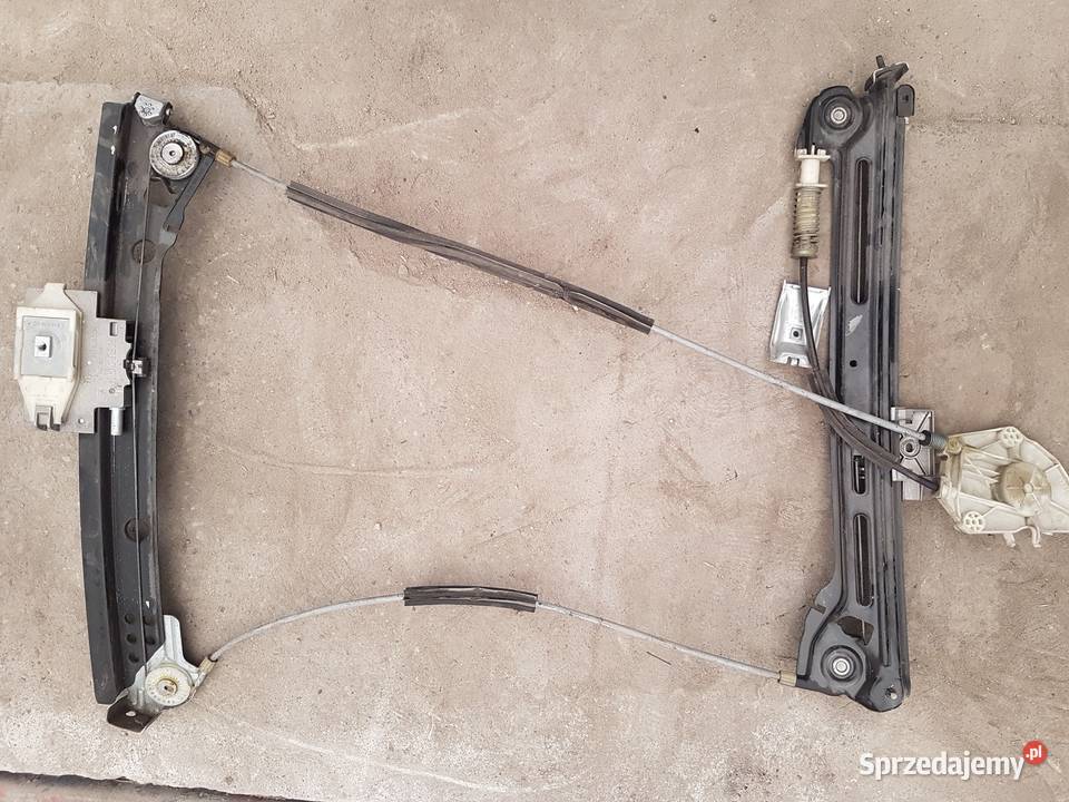 VW GOLF VI CABRIO PODNOSNIK PRAWY SZYBY PRZOD Turek