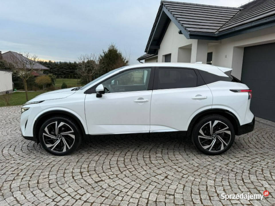 Nissan Qashqai TEKNA NAGŁOŚNIENIE PREMIUM BIAŁA Kamienna Góra sprzedam