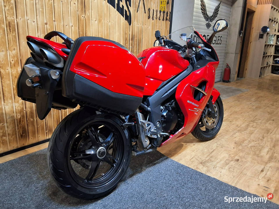 Triumph Sprint Triumph SPRINT ST 1050 zadbany manualna Stare Miasto sprzedam