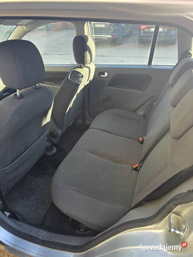 Ford Fusion 14 80 Benzyna Rok produkcji 2002 wielkopolskie Poznań