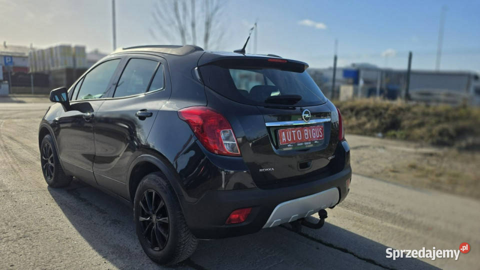 Opel Mokka duza navi malutki przebieg 4x4 I elektrycznie ustawiane fotele