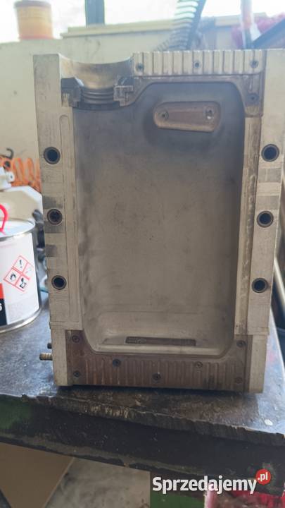 Wytłaczarkamaszyna do produkci kanistrów 5L Katowice