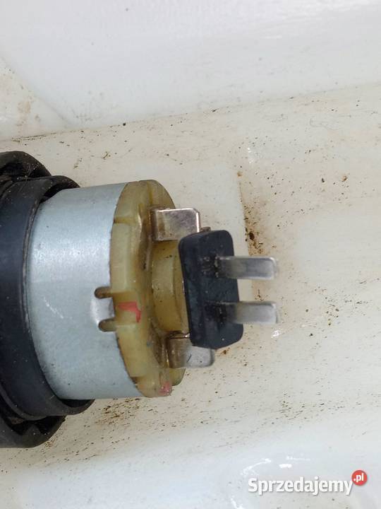 ZBIORNICZEK SPRYSKIWACZY KL 68104800 Jeep