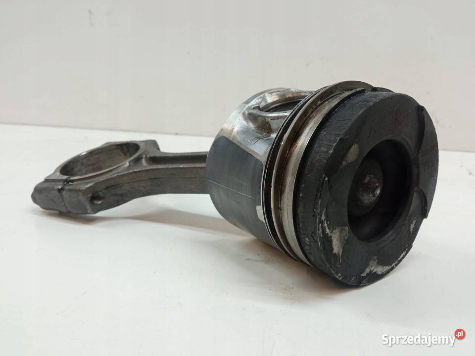 TŁOK KORBOWÓD 25 DCI Opel Vivaro I 20012014