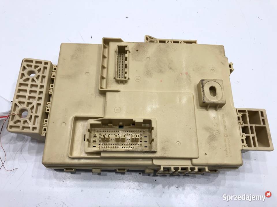 SKRZYNKA BEZPIECZNIKÓW HYUNDAI KONA SX2 osobowe