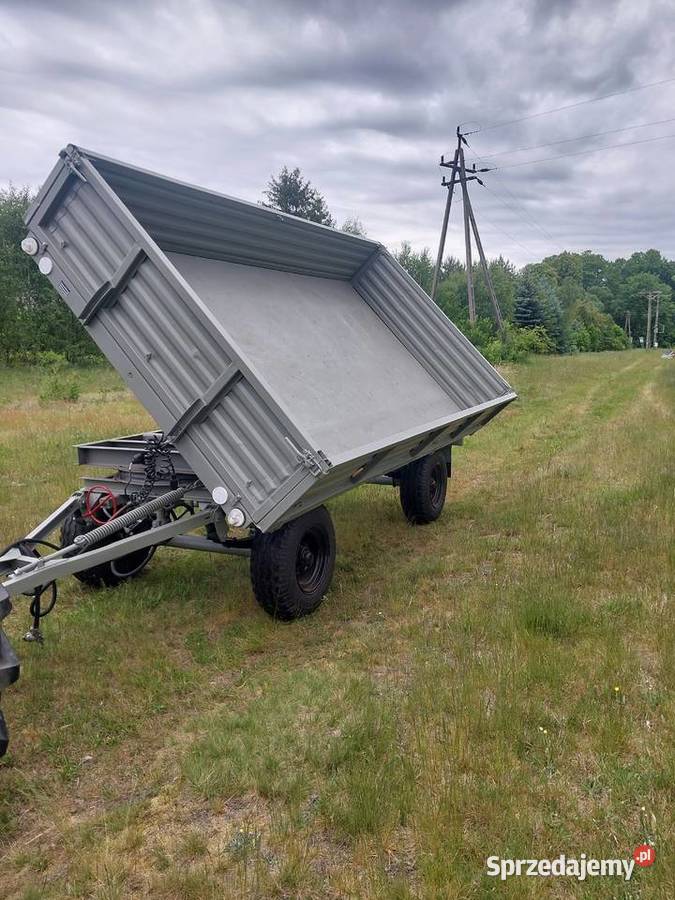 Sprzedam przyczepę d732 Karczówka